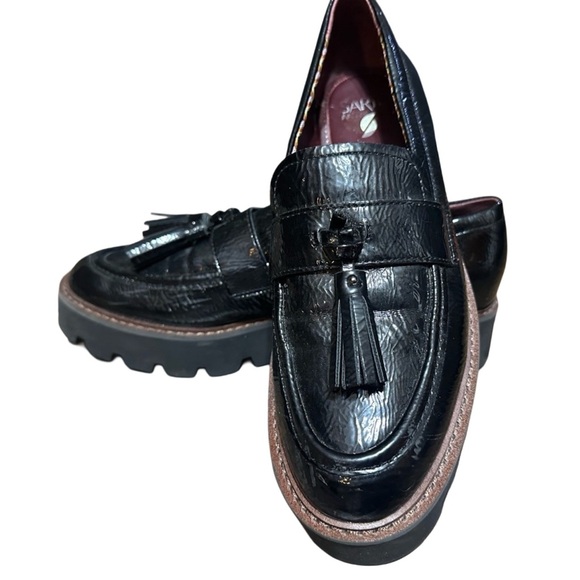 Franco Sarto Shoes - 4/25$ Franco Sarto Black Loafers with Sleek Design